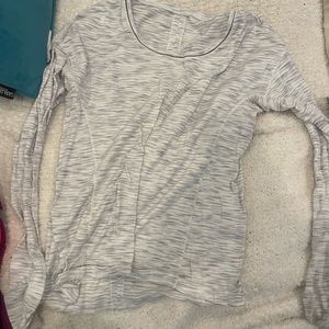 Lululemon long sleeve shirt